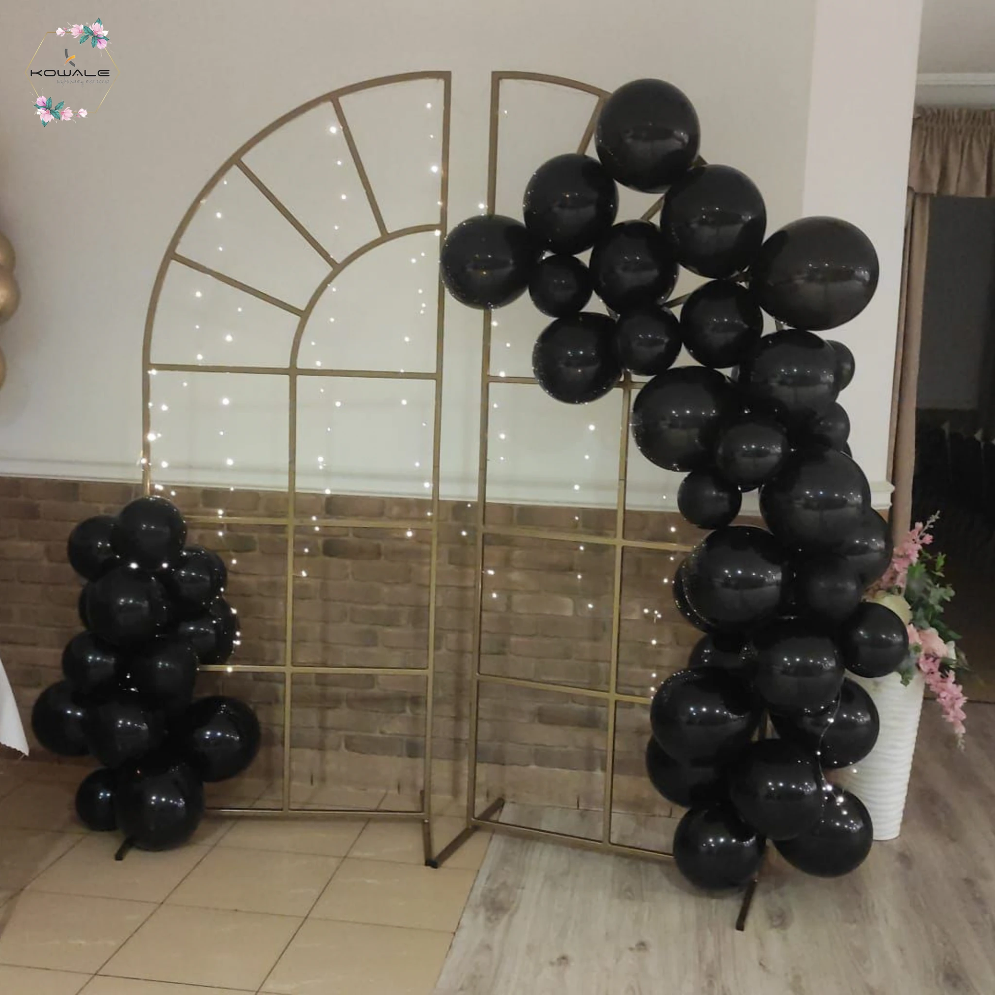 Stelaż drzwi podwójne z kratą - obrazek 4