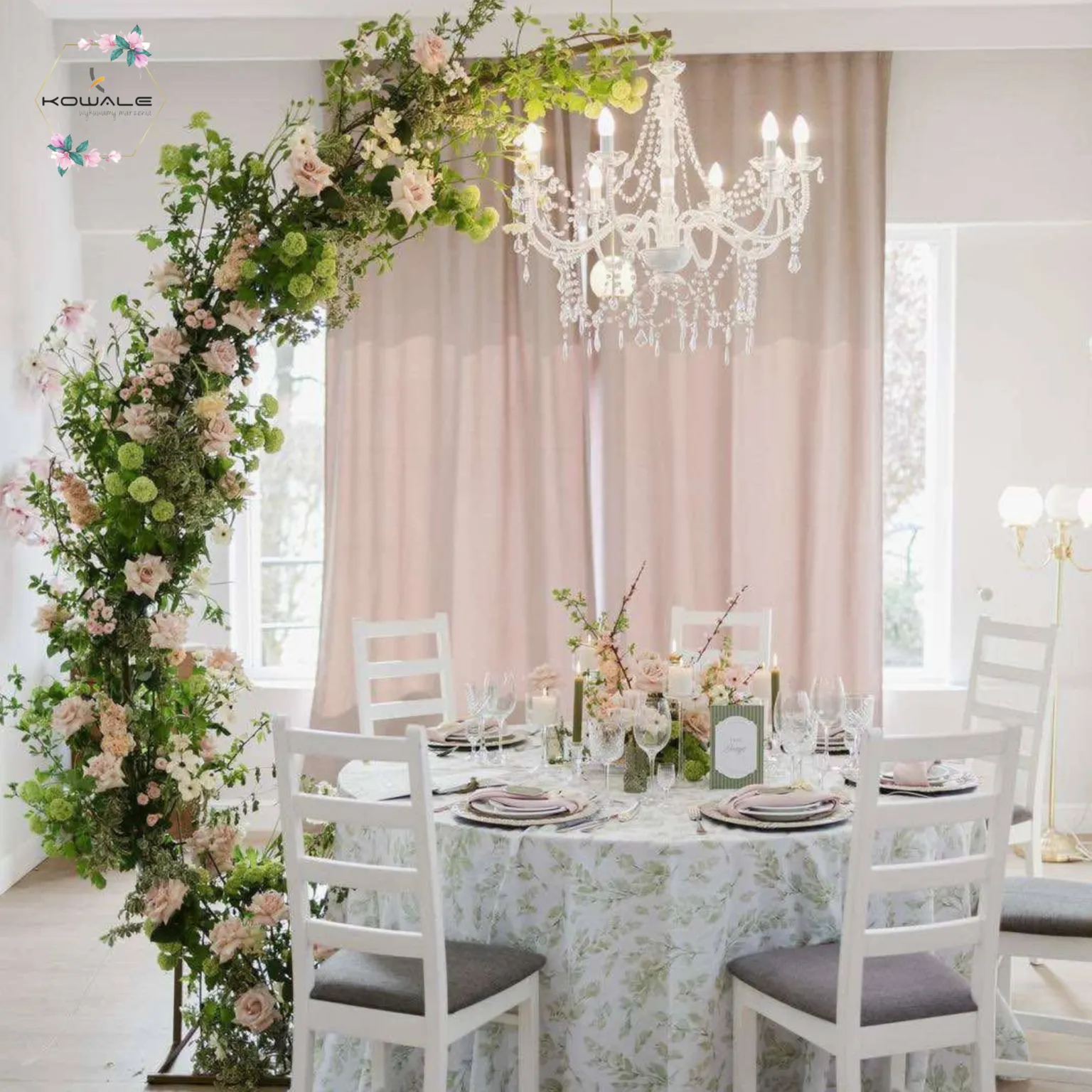 Stelaż na żyrandol